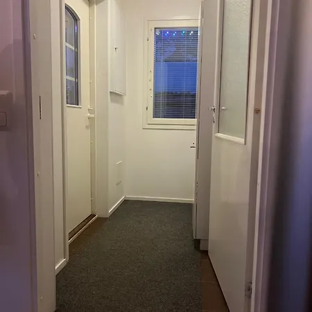 Kulta Villa, Keskellae Vuokattia Sisaeltyy Sauna, Ilmainen Pysaekoeinti, Wi-fi, 65smarttv, Oma Pieni Piha Alue, Sopii Perheille *