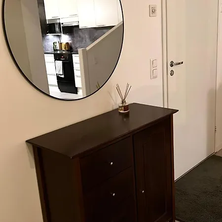 Kulta Villa, Keskellae Vuokattia Sisaeltyy Sauna, Ilmainen Pysaekoeinti, Wi-fi, 65smarttv, Oma Pieni Piha Alue, Sopii Perheille