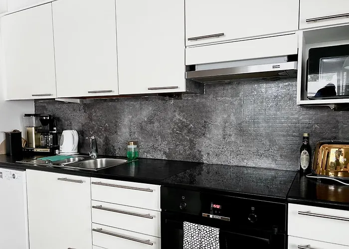 펜션 Kulta Villa, Keskellae Vuokattia Sisaeltyy Sauna, Ilmainen Pysaekoeinti, Wi-fi, 65smarttv, Oma Pieni Piha Alue, Sopii Perheille 부오카티